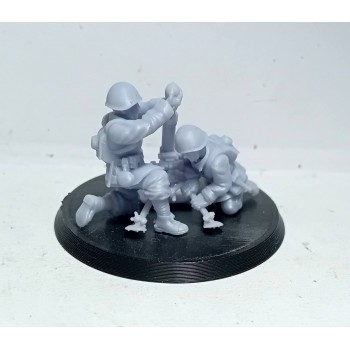 28 mm Greek Soldier WW2 Mortar carrier unpainted